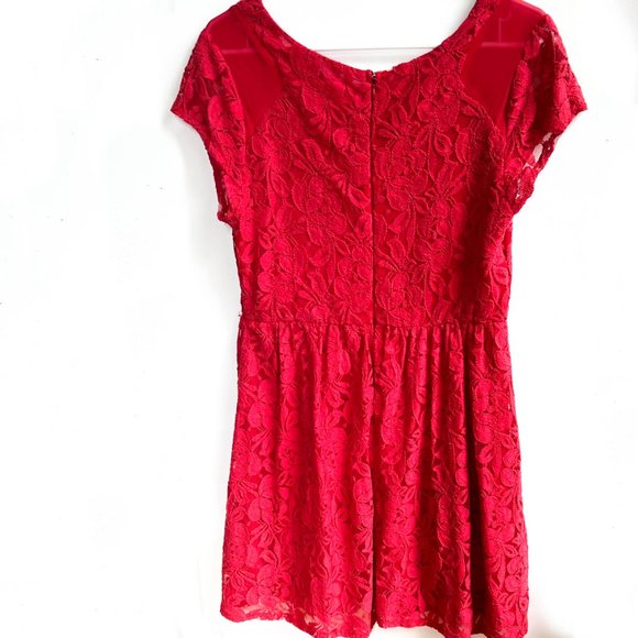 anthropologie red lace fit & flare dress w/short sleeves size medium - Picture 9 of 9